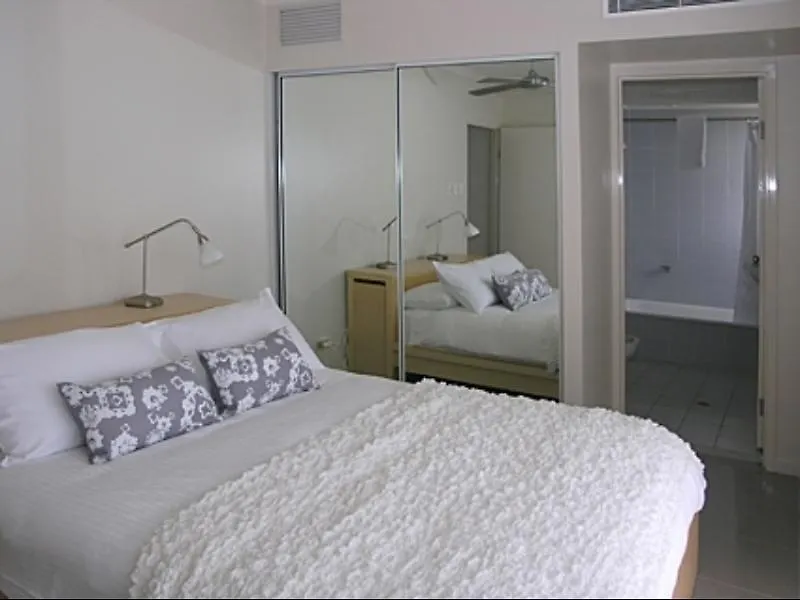 Hotel The Boutique Collection - North Shore Towers - Luxury Private Apartments Cairns